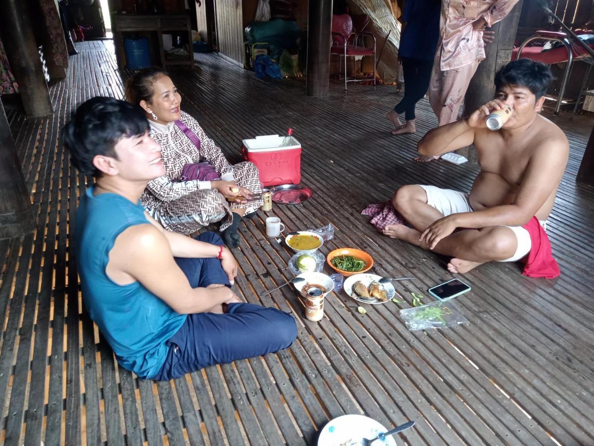 Tonle Mekong Homestay Krong Kracheh Zewnętrze zdjęcie